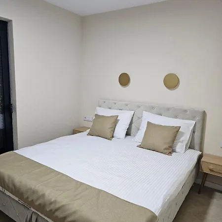 Luxia Private Estate Sauna & Outdoor Lounge With Fireplace *