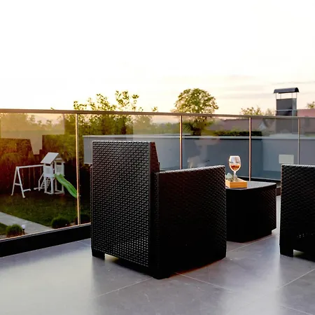 Luxia Private Estate Sauna & Outdoor Lounge With Fireplace Bihać