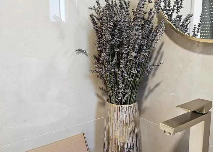 Luxia Private Estate Sauna & Pool X Jacuzzi With Fireplace Outdoor Lounge 别墅