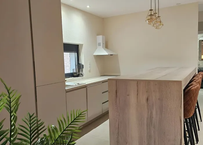 Luxia Private Estate Sauna & Pool X Jacuzzi With Fireplace Outdoor Lounge * Bihać