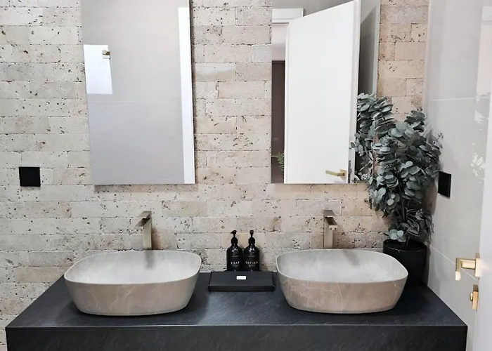 别墅 Luxia Private Estate Sauna & Pool X Jacuzzi With Fireplace Outdoor Lounge *