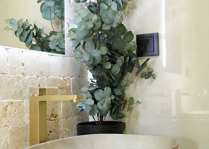 Luxia Private Estate Sauna & Pool X Jacuzzi With Fireplace Outdoor Lounge *