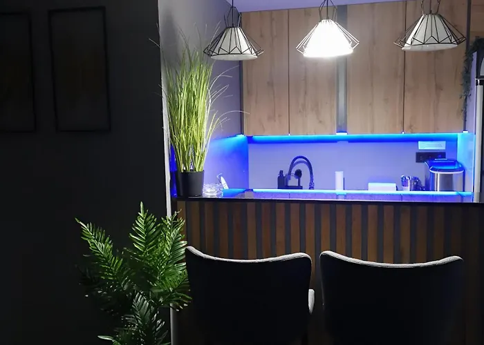 Luxia Private Estate Sauna & Pool X Jacuzzi With Fireplace Outdoor Lounge *