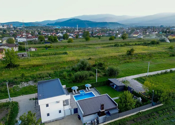 Luxia Private Estate Sauna & Pool X Jacuzzi With Fireplace Outdoor Lounge Bihać